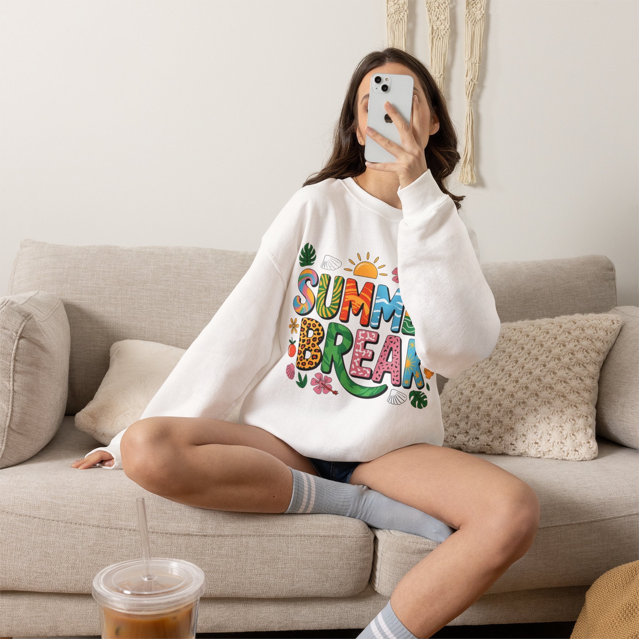 Summer Break Graphic Women's Heavy Blend Crewneck Sweatshirt