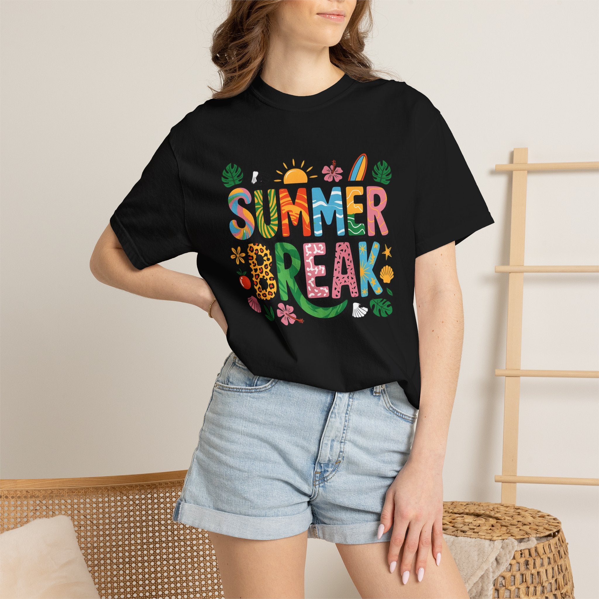 Summer Break Graphic Women's Comfort Colors T-shir