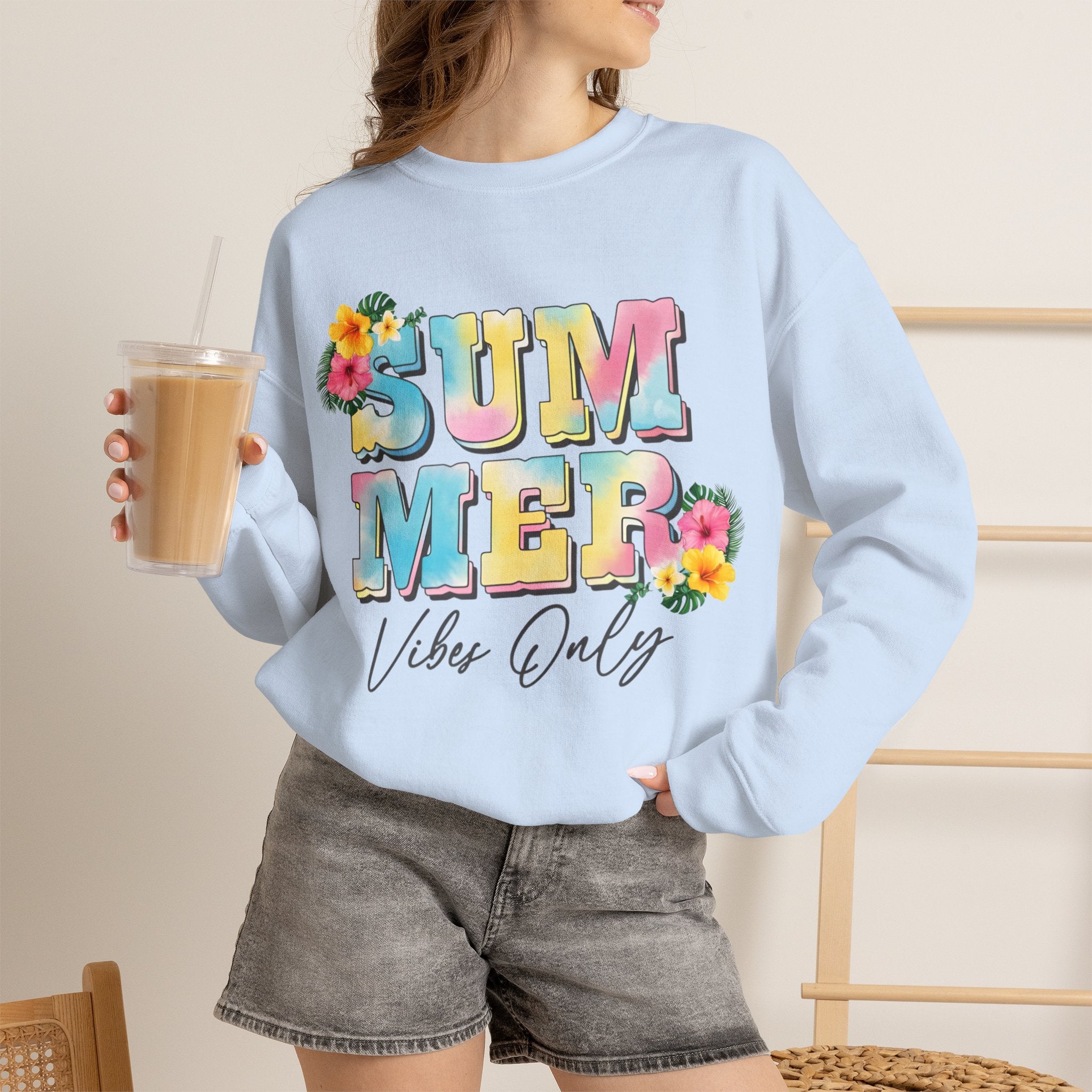 Summer Vibes Only Women's Heavy Blend Crewneck Sweatshirt – Cozy Summer Streetwear