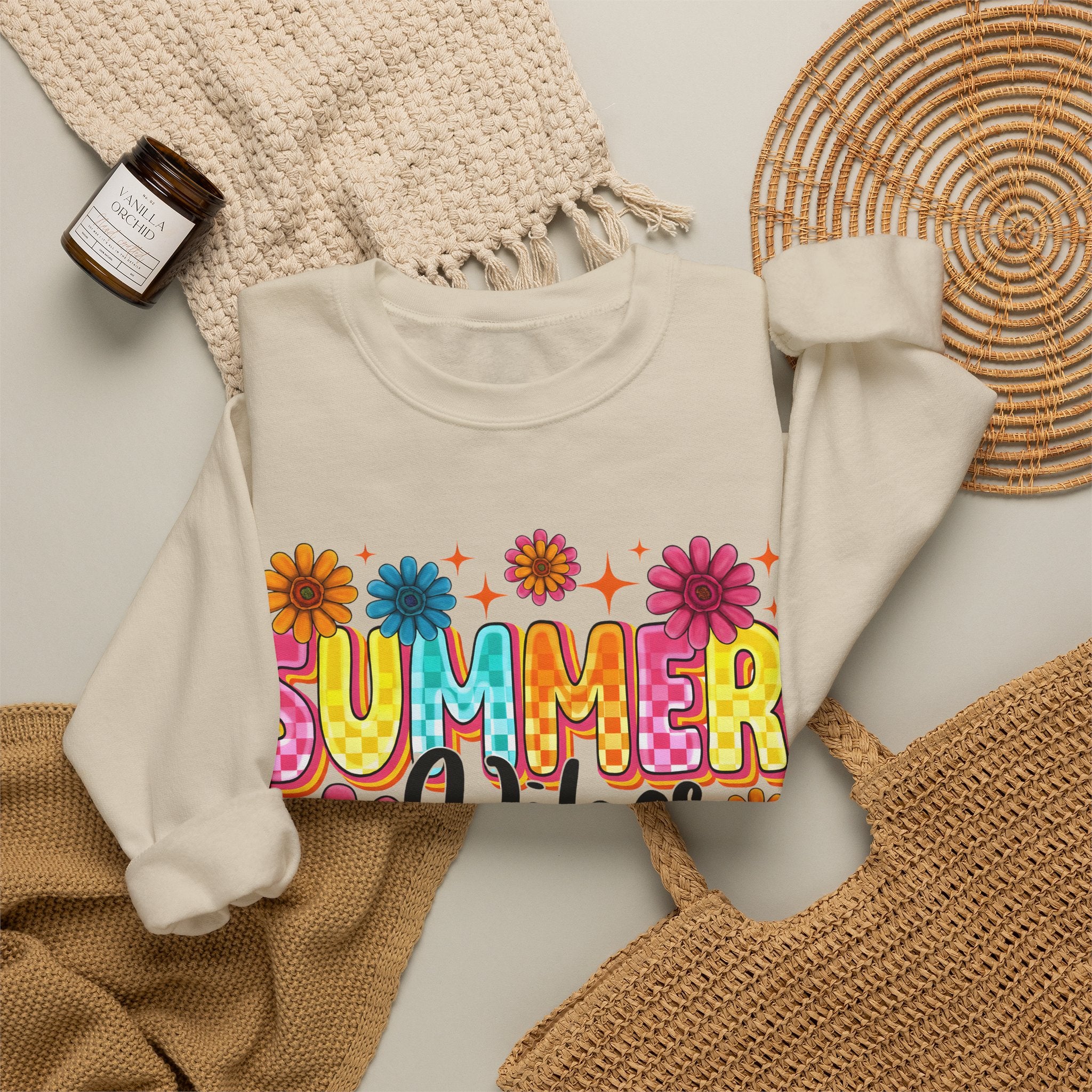 Summer Vibes Floral Women's Heavy Blend Crewneck Sweatshirt – Cozy Summer Streetwear Sweatshirt