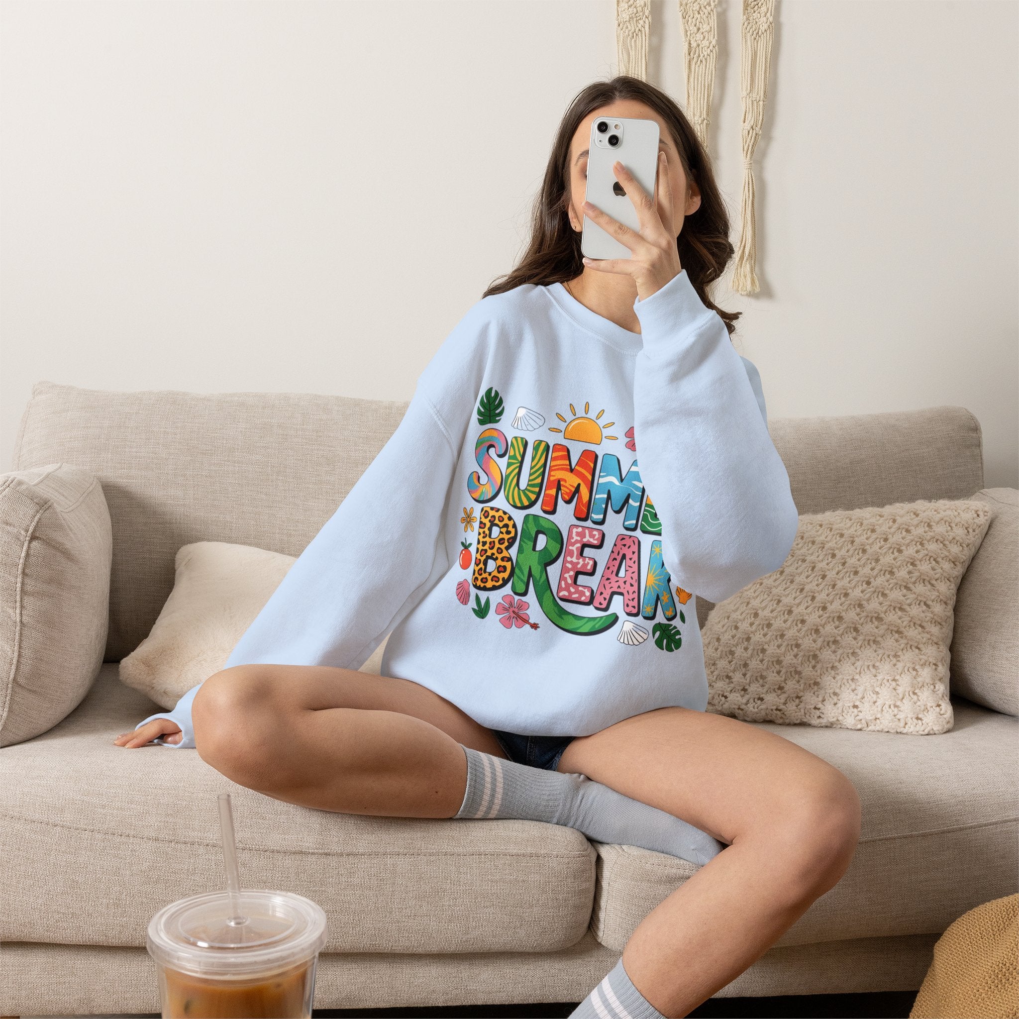 Summer Break Graphic Women's Heavy Blend Crewneck Sweatshirt
