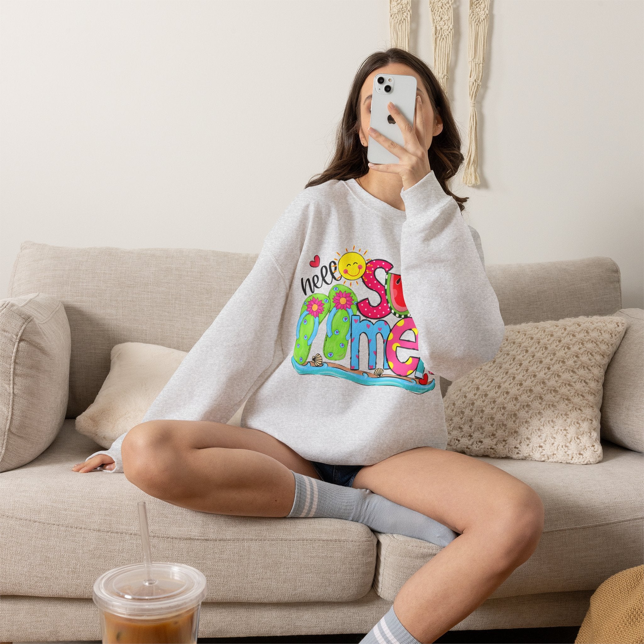 Hello Summer Women's Heavy Blend Crewneck Sweatshirt