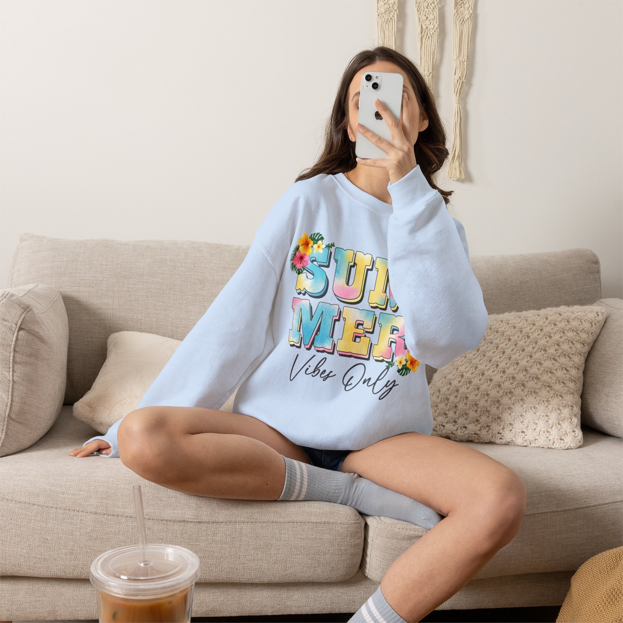 Summer Vibes Only Women's Heavy Blend Crewneck Sweatshirt – Cozy Summer Streetwear
