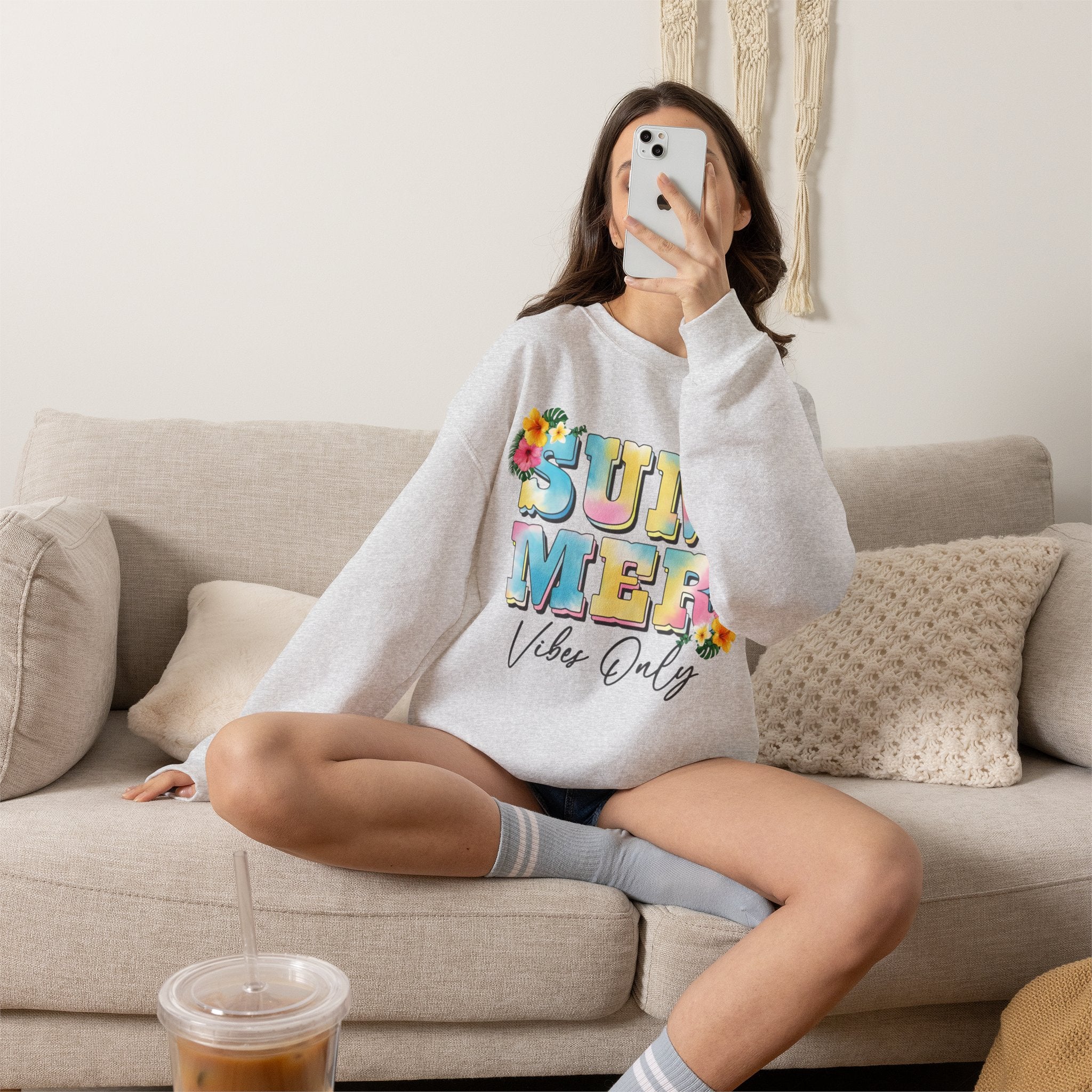 Summer Vibes Only Women's Heavy Blend Crewneck Sweatshirt – Cozy Summer Streetwear