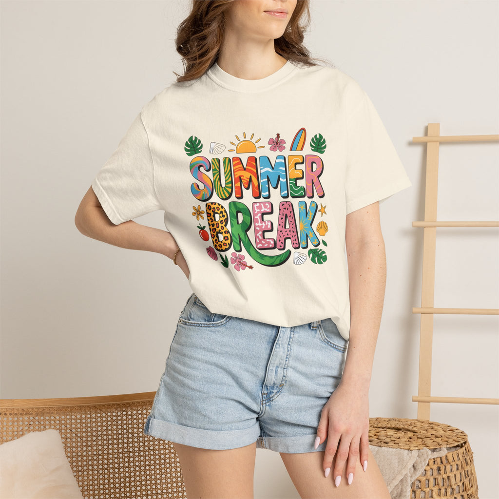 Summer Break Graphic Women's Comfort Colors T-shir